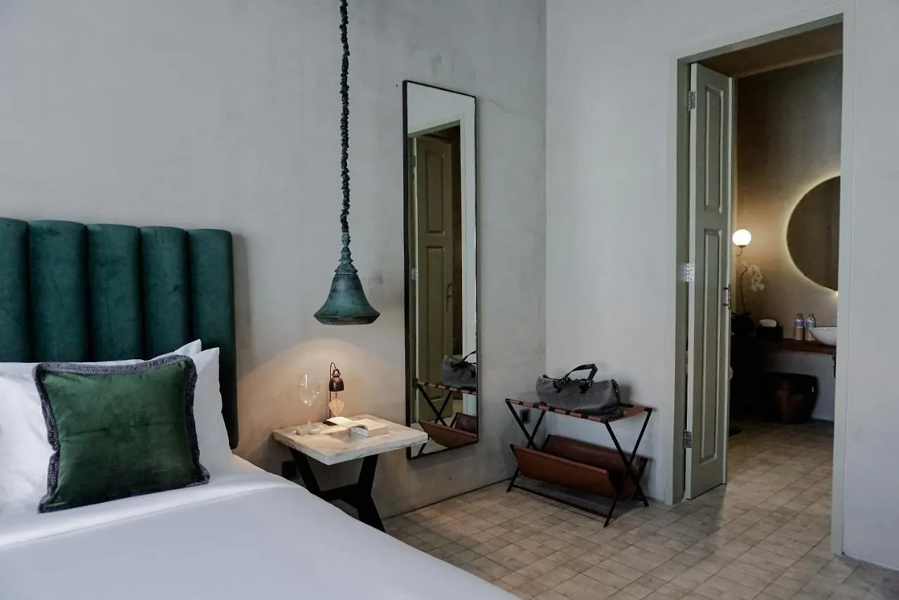 Studio O Seminyak Hotel